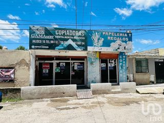 Local con oficinas y bodegas en venta en Campeche