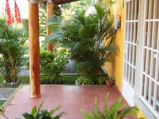 SE VENDE hermosa casa en Fraccionamiento Seminarios de Tezoyuca, Morelos