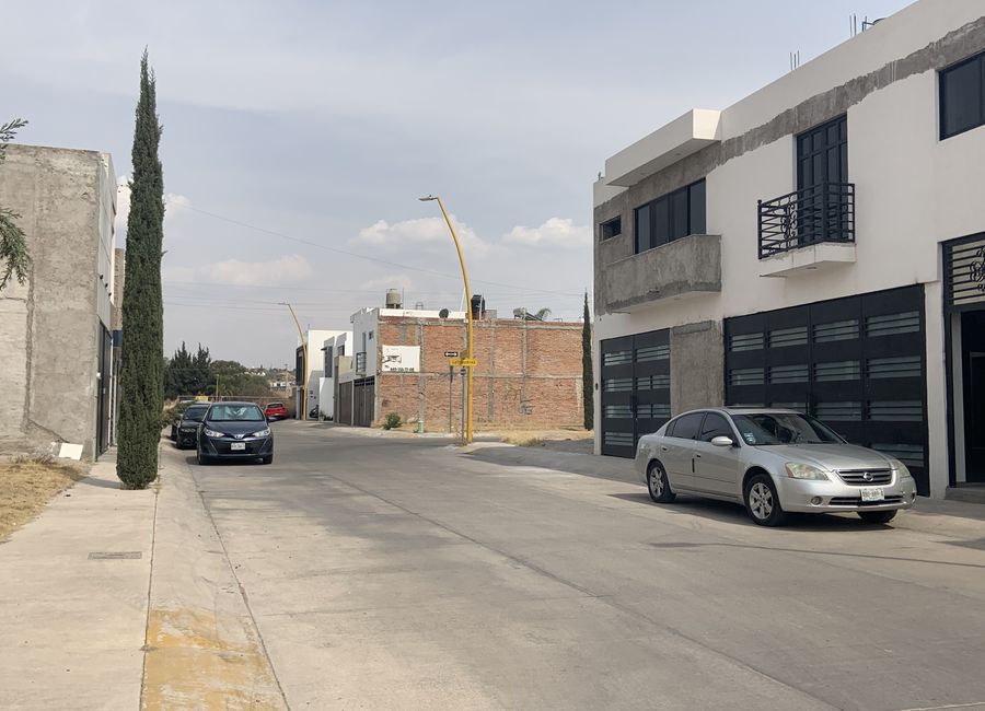 place photo 11