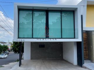 Oficina Venta Nuevo Culiacán  2,985,000  RG1