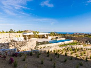Penthouse con vista al mar, terraza, alberca, gym en venta San José del Cabo