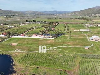 Se Vende Terreno de 9,785 m² con Bodega de 300 m² | Valle de Guadalupe