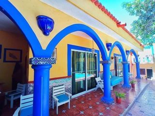 A la venta Hermoso HOTEL con temática colonial Chicxulub puerto