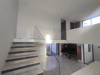BONITA CASA AMPLIA