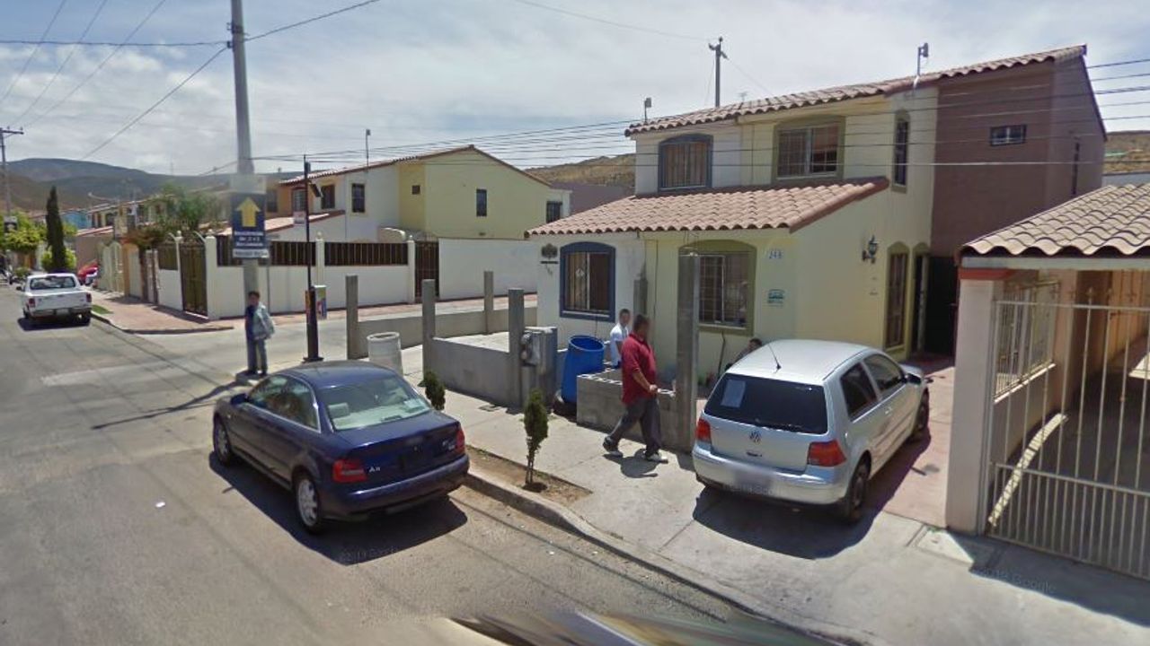 CASA EN REMATE BANCARIO EN VISTA HERMOSA ENSENADA BC