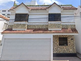 Casas Venta Monterrey Zona San Jerónimo 30-CV-2354