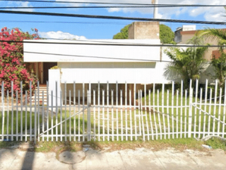 Casa en Venta en Mérida, Av. Rogers, Campestre