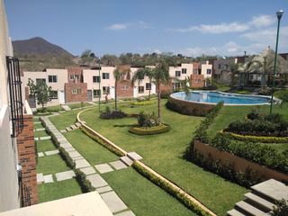 Casas nuevas en venta, closter de 45 viviendas con alberca, Xochitepec Morelos.