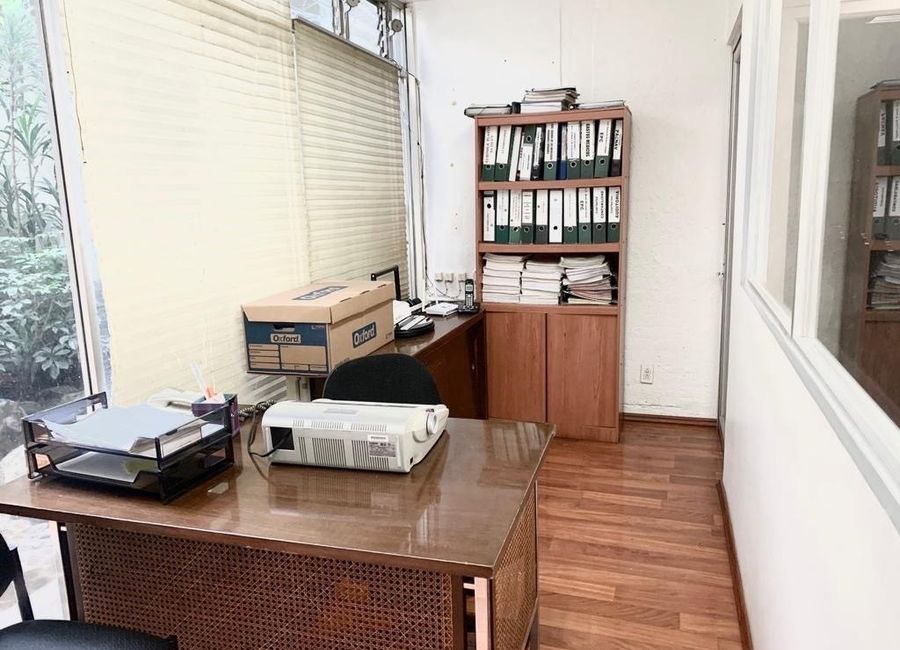 Oficinas en venta en Renato Leduc dentro de Toriello Guerra Tlalpan