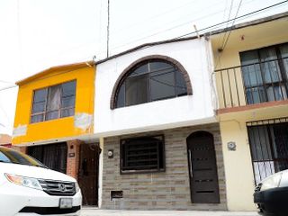 Casa en venta Fracc. MANUEL J OTHON en San Luis Potosi, S.L.P.
