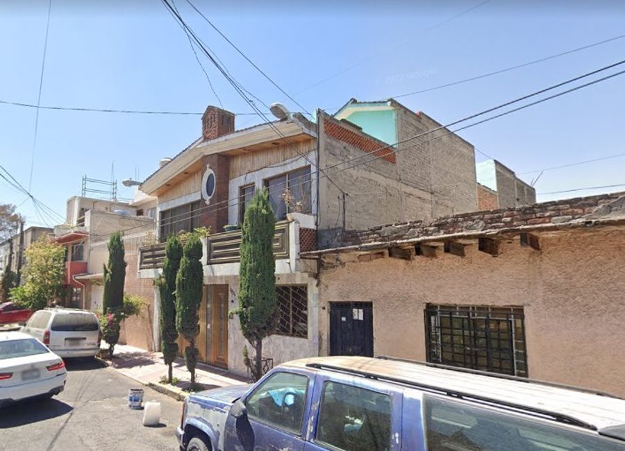 CASA EN COL. MARTIRES DE RIO BLANCO, GAM, CDMX.