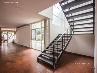 Casa para remodelar en venta en Americana, Guadalajara