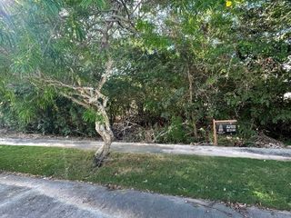 Terreno en venta en Yucatán Country Club privada Kutz.