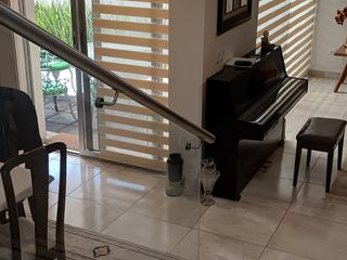 CASAMUEBLADA MODERNA/SEMINUEVA EN SAN ANGELO $32