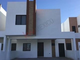 Casa Muestra en Venta en Torreón Coahuila..Excelente ubicación cercana al Aeropuerto, Bosque Urbano,  Juan Pablo II y Periférico