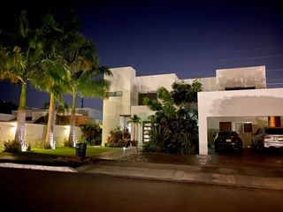 Casa en Privada  zona Club de Golf La Ceiba, Merida Zona Norte