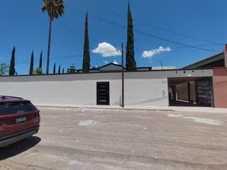 Sur casa muy amplia Peñuelas