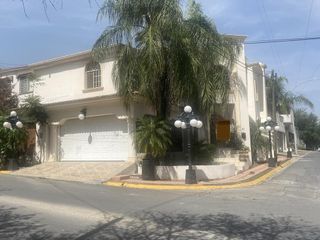 CASA EN VENTA CIUDAD SATELITE MONTERREY SUR