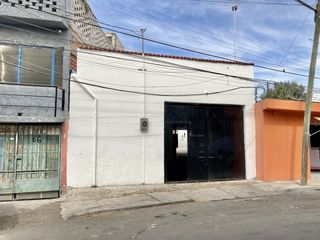 CENTRO de Querétaro, bodega u oficina en renta de 200 m2 cerca de 5 de Febrero y de Universidad