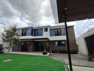 Excelente Casa Sola Nueva al Norte de Cuernavaca !!!