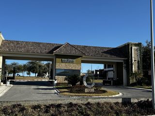 Terreno en Venta, Los Olivos, Carretera Nacional.