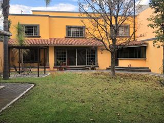 Linda y acogedora casa en el corazón del Querétaro bohemio a unos metros del centro histórico