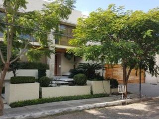 Residencia de 1100 M2 Centro de Queretaro