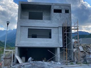 Casa en venta en Alamosur, Carretera Nacioanal.