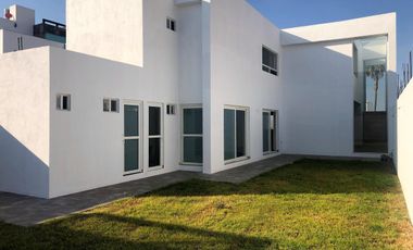 Casa en Venta en Cumbres del Lago, Querétaro, Qro.