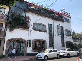 Se renta local comercial amueblado para estética ( funcionando actualmente )
