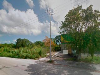 Excelente Terreno en venta de 10,000 m2  para Usos Mixtos en Cancún Centro.