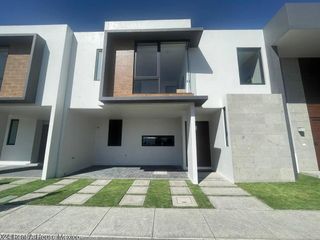 Casa en Venta, San Mateo Otzacatipan, Toluca LS 24-3367
