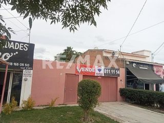 Casa en venta Fraccionamiento Real del Mezquital sobre avenida principal con locales comerciales - (3)
