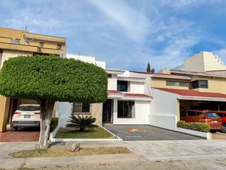 Casa en Venta, Col. Prados Tepeyac, Zapopan, Jalisco