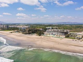 Departamento PH en Venta Frente a Playa en IKAROA Residences, Acapulco