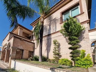 CASA EN VENTA CONTRY LA SILLA ZONA MONTERREY SUR