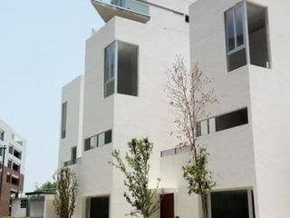 CASA EN VENTA EN EL SUR DE MONTERREY