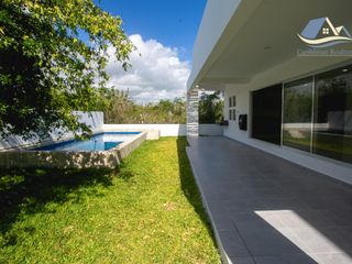 Casa en venta en Cancun Country club ALRZ2080
