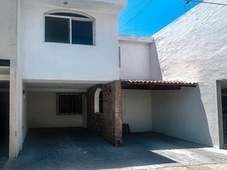 Casa en venta dentro de coto en Lomas Altas, Zapopan