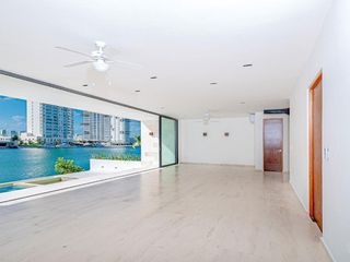 Venta Casa Nueva y Elegante 4R c/elevador en La Marina Puerto Cancún