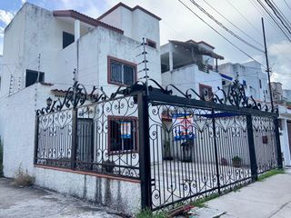 Casa en Venta en Cancun en la SMZ 48 Quintana Roo junto a parque Ecológico KBAH