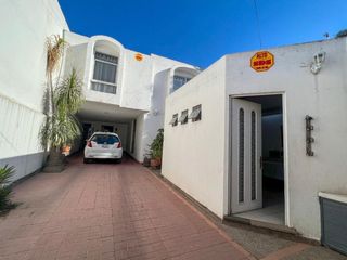 Casa en venta en calle del Lago, Fracc., Fuentes ddel Bosque