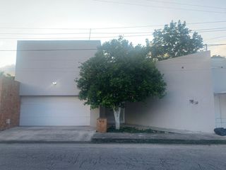 Casa en venta en Emiliano Zapata Norte, Merida_ De lujo