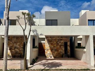 casa en venta con entrega inmediata en Dzitya- en Mérida, con piscina y cochera en privada
