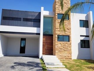 Se Vende casa totalmente nueva en Rinconada de Santa Anita