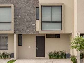 PREVENTA: Casa modelo PAXOS de 3 niveles