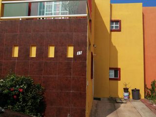 Casa en venta en calle Anguila, Fracc. Puerto Esmeralda, en Coatzacoalcos Veracruz.