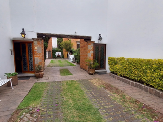 Renta de loft amueblado con jardín dentro de San Ángel  Álvaro Obregón CDMX