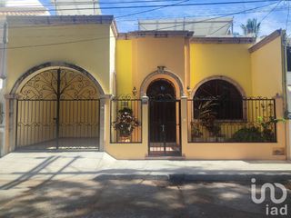 Casa En Venta Con Alberca Privada En Mazatlán