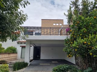 CASA EN VENTA EN FRACCIONAMIENTO, TEPEPAN.